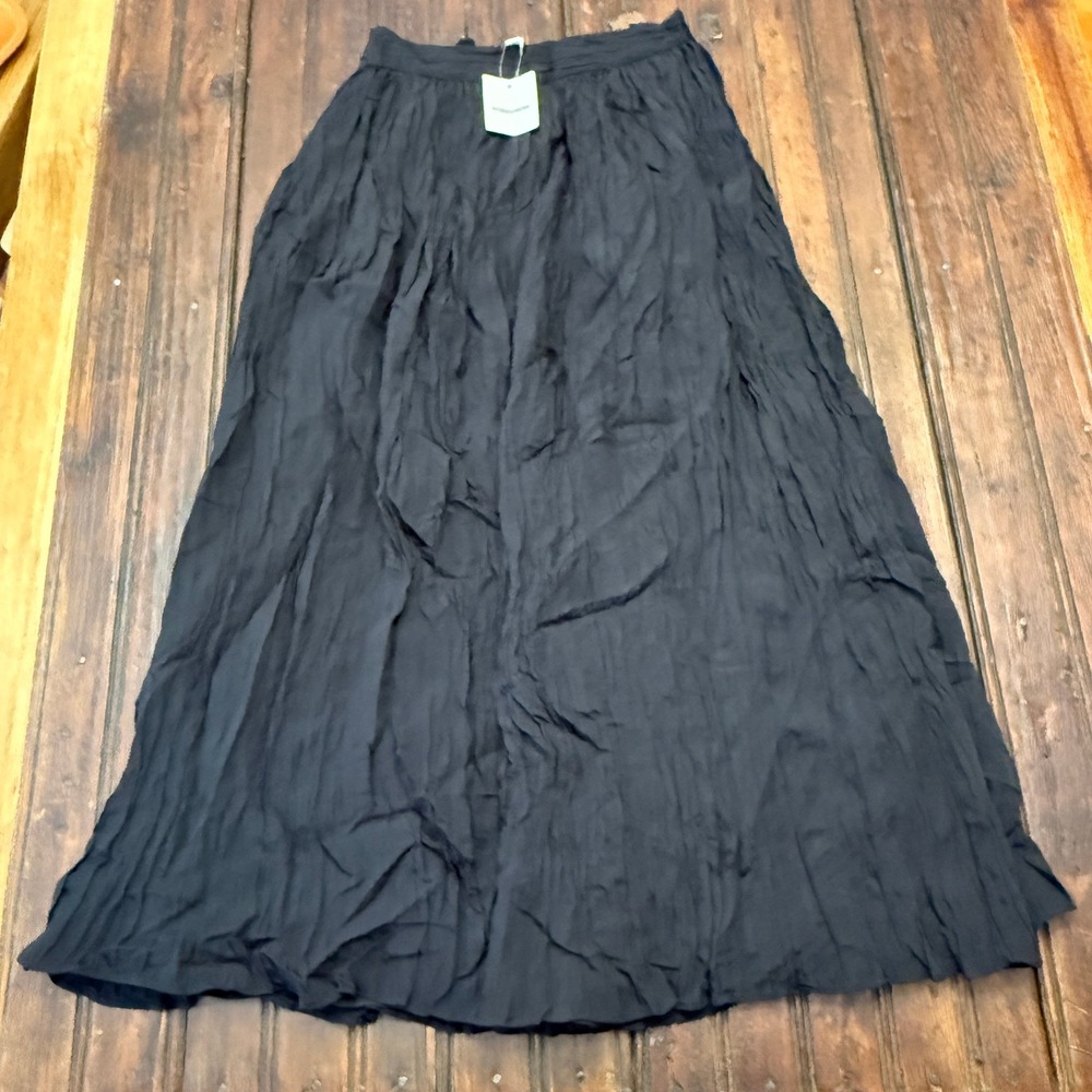 Nordstrom Black Crinkle Maxi Skirt Womens XS Lined Rayon Blend Flowy Boho